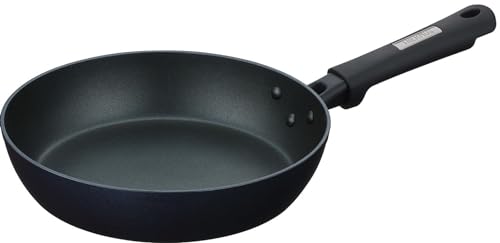 サーモス プラズマ超硬質コート フライパン 24cm IH対応 ミッドナイトブルー KFC-024 MDB サーモス フライパン IH対応 選び方 実物画像・外観写真